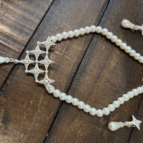 New Bridal Fashion Jewelry - Picture 3 of 4